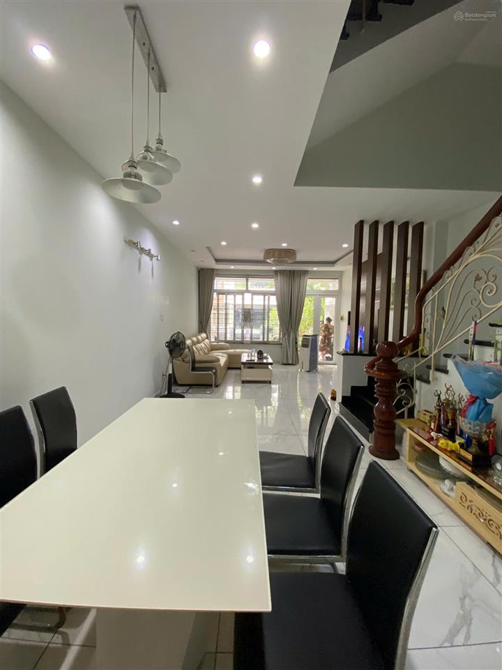 Cho thuê mặt bằng tầng trệt kdc himlam p. tân hưng q7 làm văn phòng