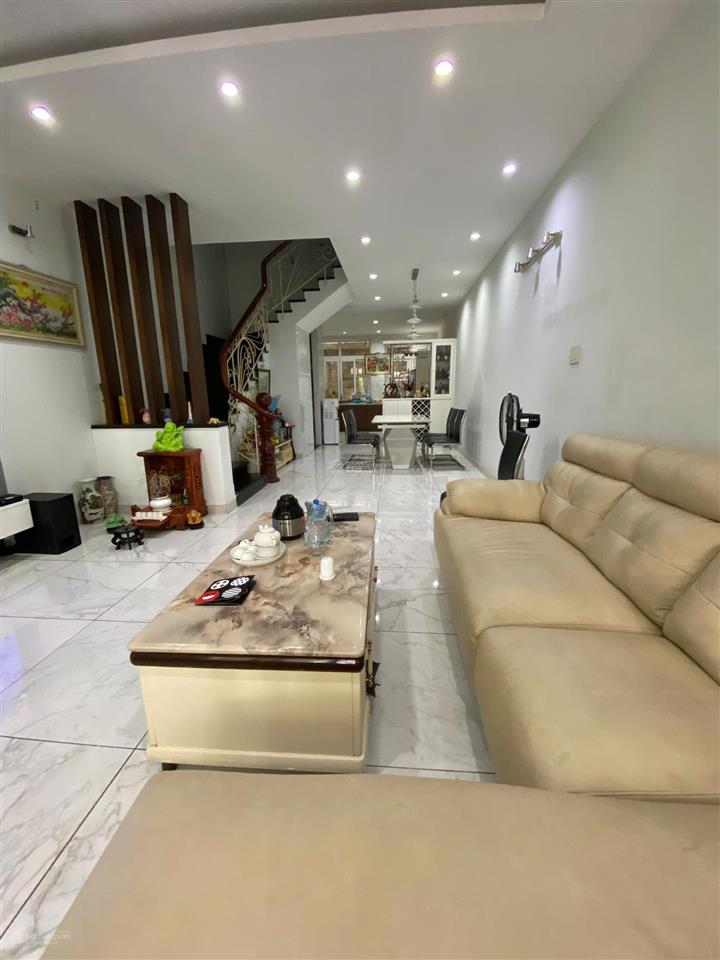 Cho thuê mặt bằng tầng trệt kdc himlam p. tân hưng q7 làm văn phòng