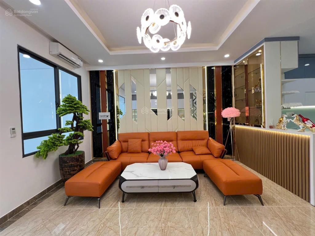 Cho thuê nhà đẹp . đường xe hơi kdc hoàng quốc việt, phú thuận, quận 7