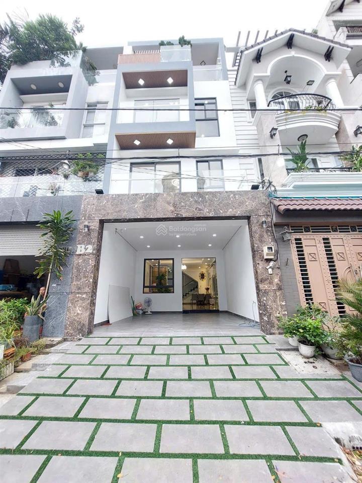 Cho thuê nhà đẹp . đường xe hơi kdc hoàng quốc việt, phú thuận, quận 7