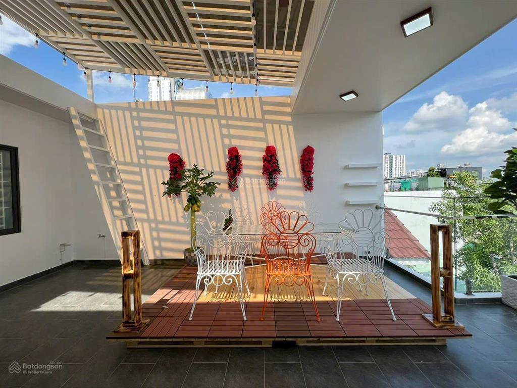 Cho thuê nhà đẹp . đường xe hơi kdc hoàng quốc việt, phú thuận, quận 7