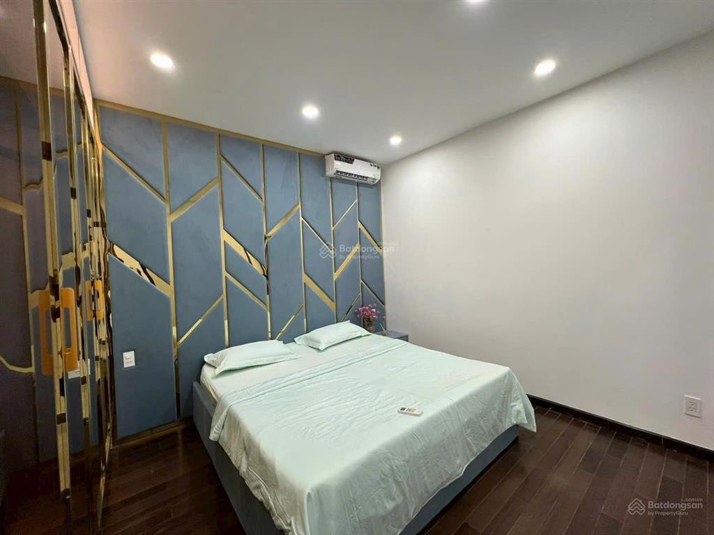 Cho thuê nhà đẹp . đường xe hơi kdc hoàng quốc việt, phú thuận, quận 7