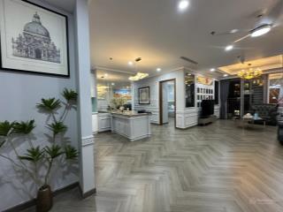 Cần bán căn hộ 4pn dự án brg 25 lê văn lương, nội thất cao cấp, căn góc rẻ đẹp