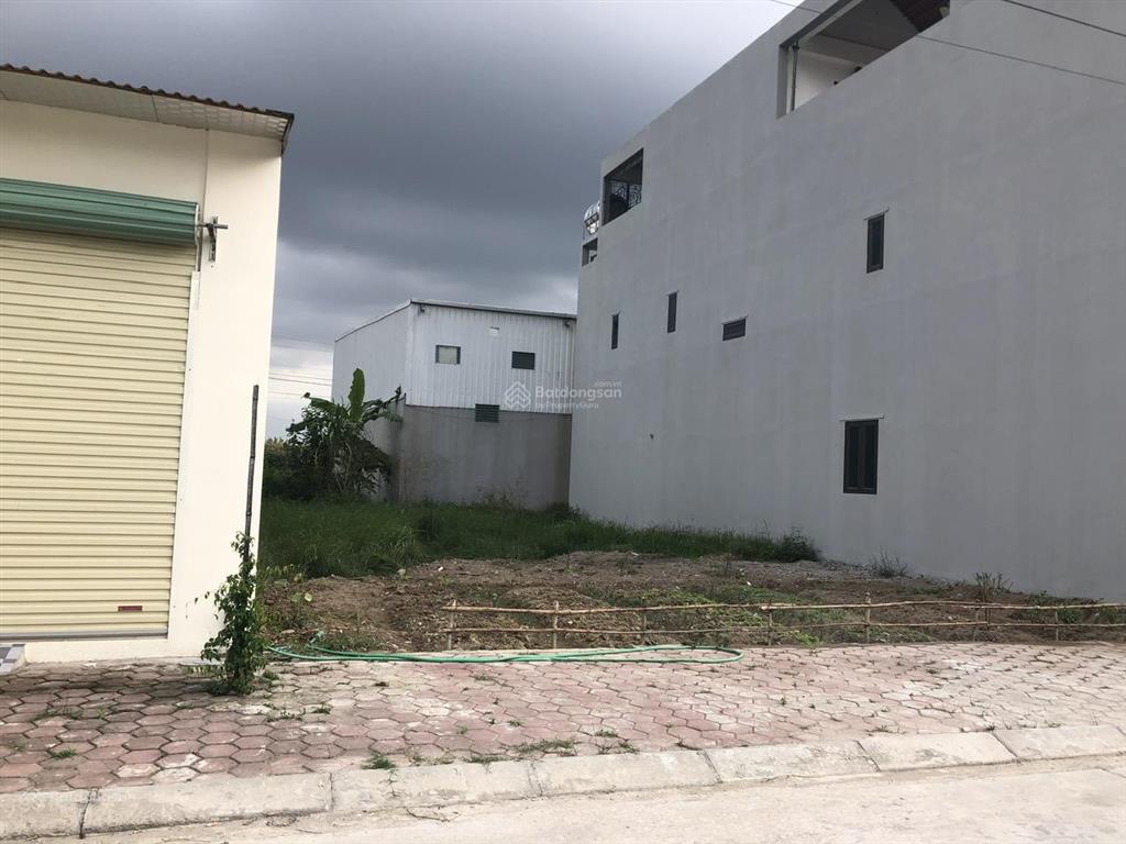 Cần bán gấp mảnh đất đương tân hồng hoàng văn thái thanh xuân
