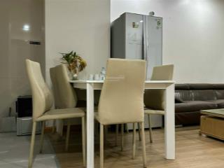 Cần bán căn hộ 2pn chung cư vinhomes nguyễn chí thanh, nhà sạch đẹp, giá rẻ nhất, tầng 16 đẹp