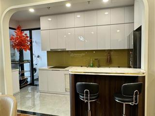 Bán gấp căn hộ 2pn chung cư vinhomes 54a nguyễn chí thanh. 88m nhà sạch đẹp, full nội thất mới