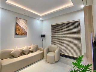 Xách vali vào ở ngay căn hộ tầng cao view biển ct9 full nội thất đẹp.