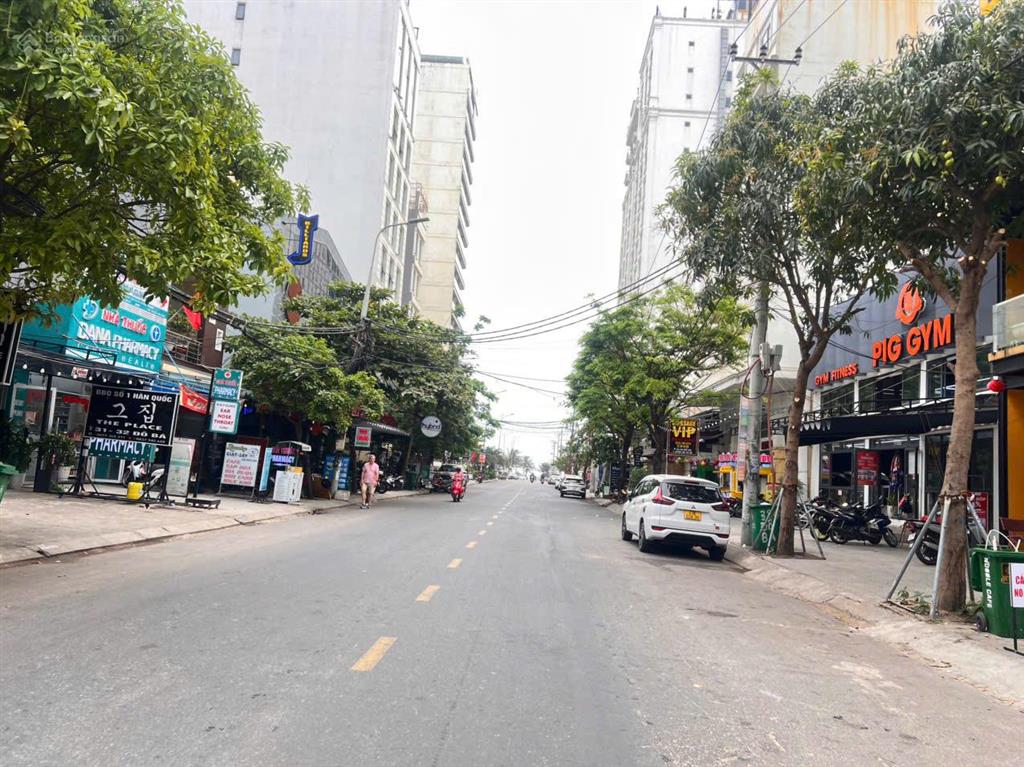 Góc 2 mặt tiền ngã tư phan bá phiến 268m2 cách biển 300m , 0906 657 ***