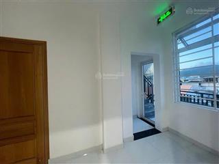 Bán tòa căn hộ 2 mặt tiền 4 tầng võ chí công nhỉnh 10,x tỷ dòng tiền ổn định