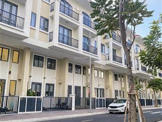 Nhà phố 1 trệt 3 lầu, nhận nhà ở ngay, sổ hồng riêng từng căn, giá chuẩn tốt nhất thị trường