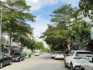 Bán lô đất vị trí đẹp dt 100m2 (17.5tỷ) ngay kế bên ubnd phường an phú, thủ đức