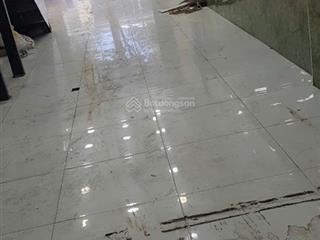 Cho thuê nguyên căn mặt tiền 416 lê văn sỹ, phường 14, quận 3