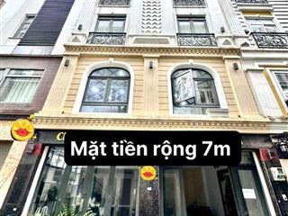 XE TẢI ĐỖ CỬA NGUYỄN XÍ - NHÀ 5 TẦNG 6PN NGANG KHỦNG 7M - DTS 172M2 - 9.5T