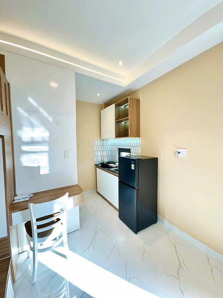 CHDV 6 TẦNG 40 PHÒNG + THANG MÁY & CÓ HẦM - ĐANG CHO THUÊ KHOÁN 2 TỶ/NĂM