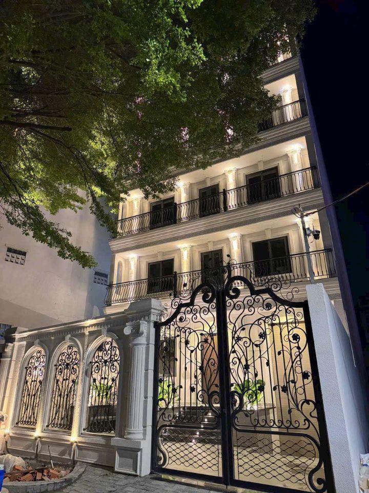 CHDV 6 TẦNG 40 PHÒNG + THANG MÁY & CÓ HẦM - ĐANG CHO THUÊ KHOÁN 2 TỶ/NĂM