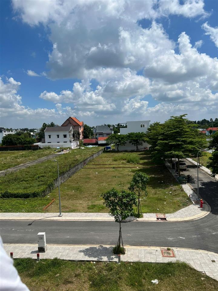 Ưu đãi 10 nền đất thổ cư 100% cuối cùng kdc tân phú trung 5 x 20m (100m2) nh hỗ trợ 70%, shr