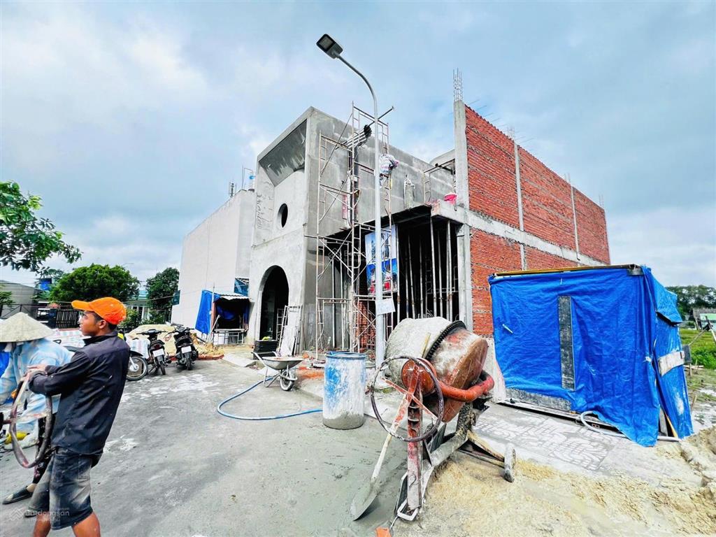 1 lô duy nhất đất full thổ cư 80m2, tân phú trung nh hỗ trợ 70% giá 1 tỷ 990 triệu