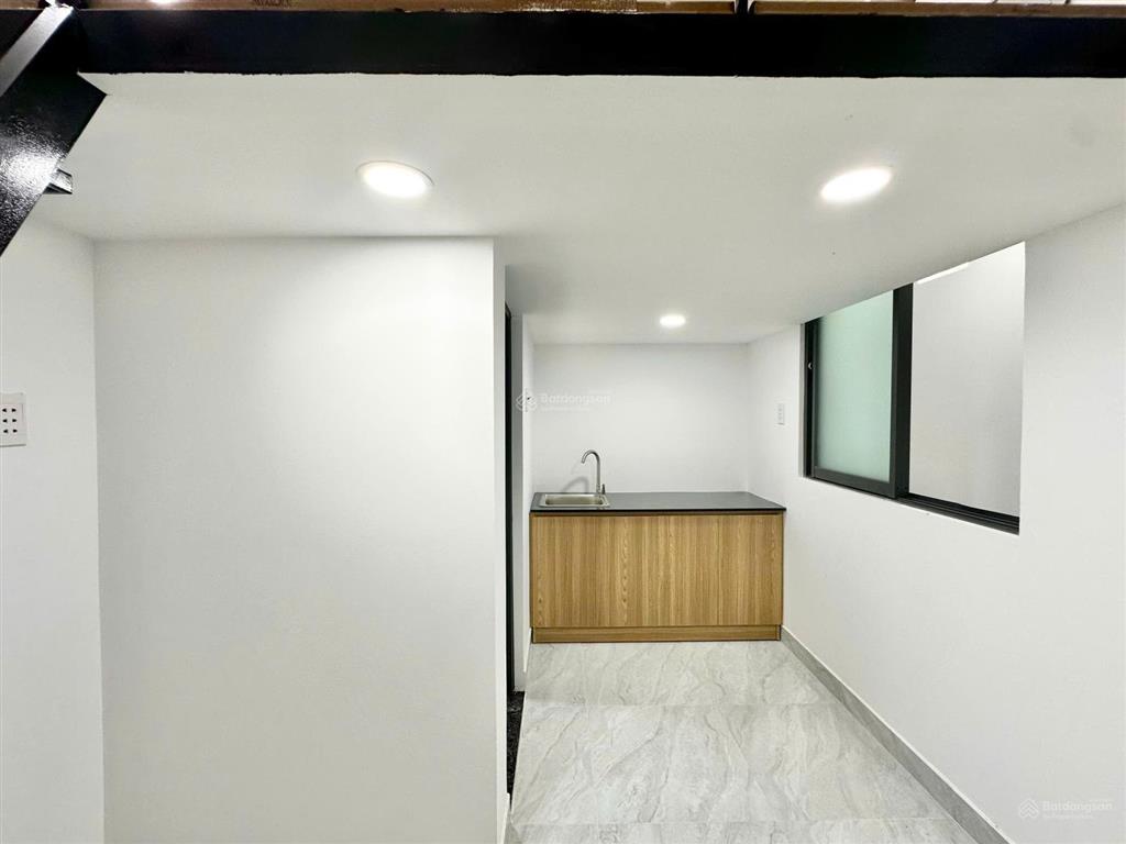 Cho thuê phòng gác 2,8tr có máy lạnh  thang máy, máy giặt  bảo vệ 24/24