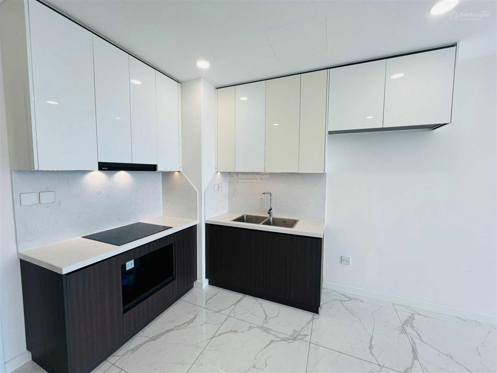 Bán sunshine sky city q7 2pn giá 6,4 tỷ rẻ nhất thị trường, 84m, ngay phú mỹ hưng, đang làm sổ hồng