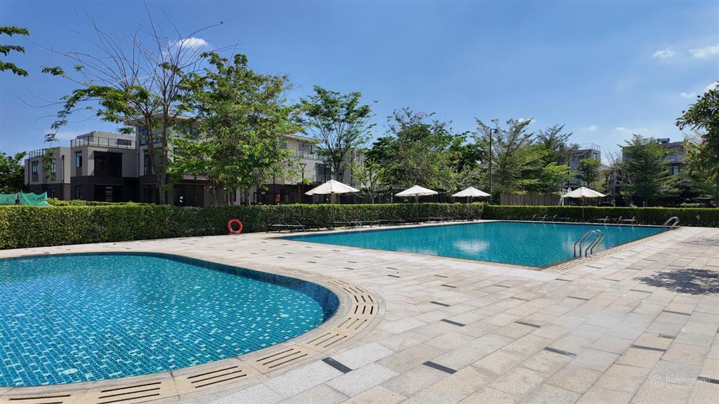 Bán gấp biệt thự 225m2 giá 9.5 tỷ khu the aqua, tt chỉ 30%, nh cho vay 70%.  0906 499 ***