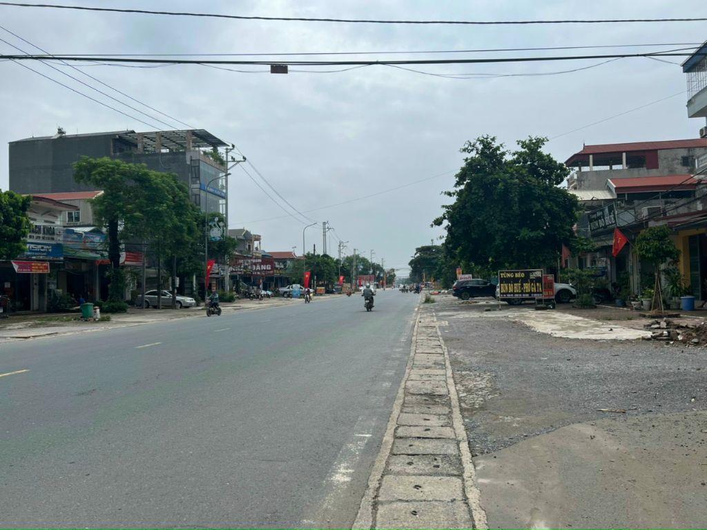 Bán 17.146m2 lô góc đất Thương mại, dịch vụ thị trấn Lương Sơn giá 3 tr/m2