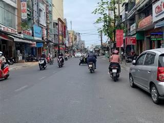 Bán nhà đường núi thành , dt 343m2 ngang 10.5 , vị trí sầm uất