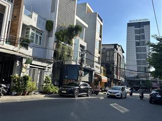 Bán nhà đường núi thành , mặt tiền 10m thuận tiện kinh doanh. gọi tuyết