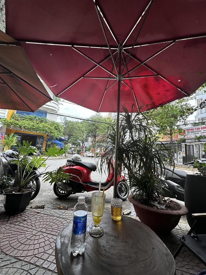 Bán góc 2mt đường 7m5 hoà cường giá 13.8 tỷ tl. gọi tuyết