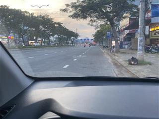 Cần bán lô đất mặt tiền lê văn hiến, gần hồ xuân hương, 125m2, cách biển 1km, vị trí đẹp, giá 11 tỷ