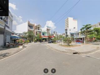 Lô hàng đẹp đường tân phú, giá 9,x tỷ sát công viên