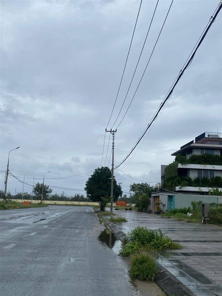 Bán nhanh lô đất biển 158m (ngang 7m) đường 33m nguyễn khắc viện, cách biển sơn thuỷ 100m, khuê mỹ