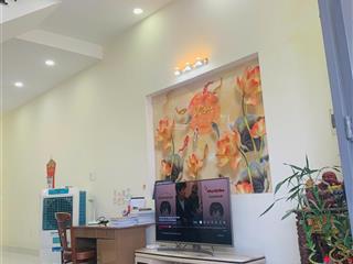 Bán nhà 2 tầng 2 mê đường 7.5m kha vạn cân  hoà xuân
