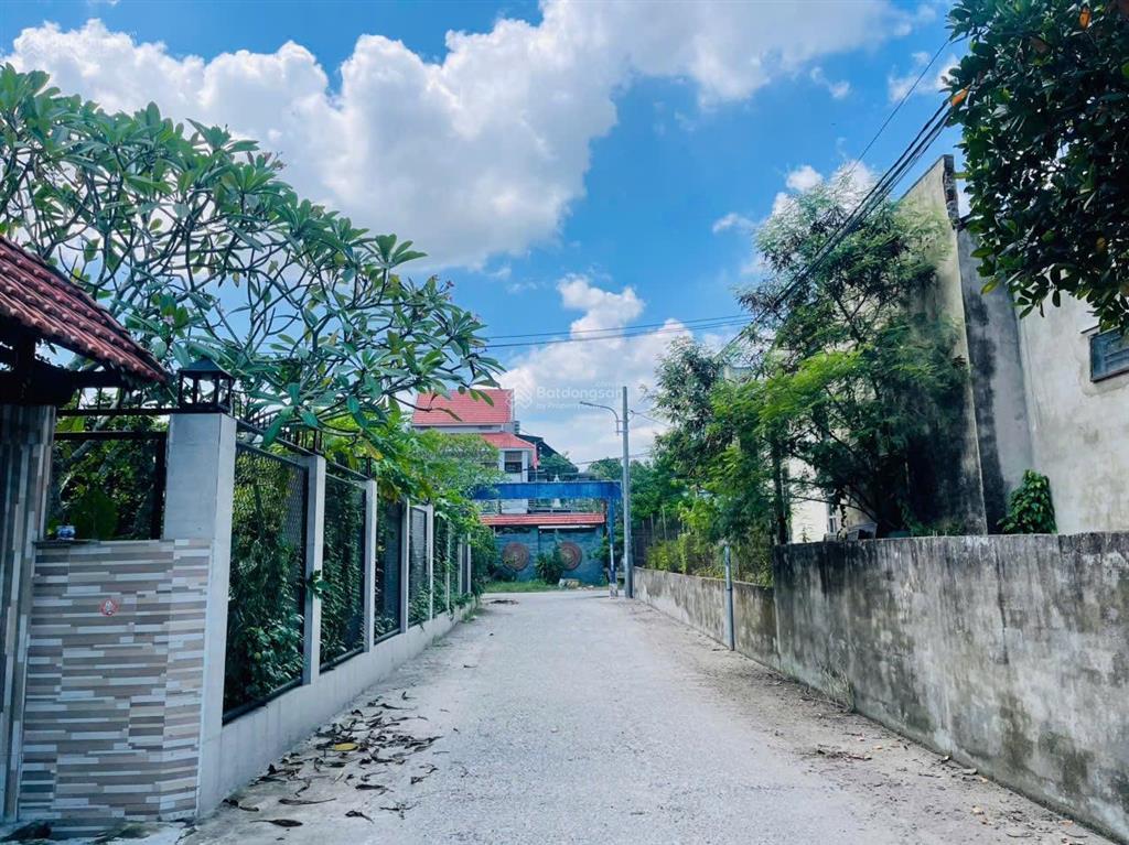 Bán lô đường 6m ô tô thôn quang châu  phường hoà xuân