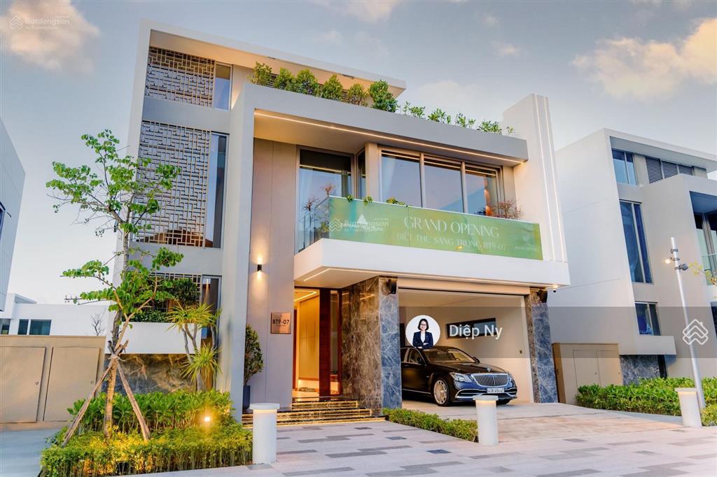 Bán biệt thự biển đà nẵng hội an 3pn 360m2 gần sân golf 5*, gần biển  sổ đỏ lâu dài, giá tốt