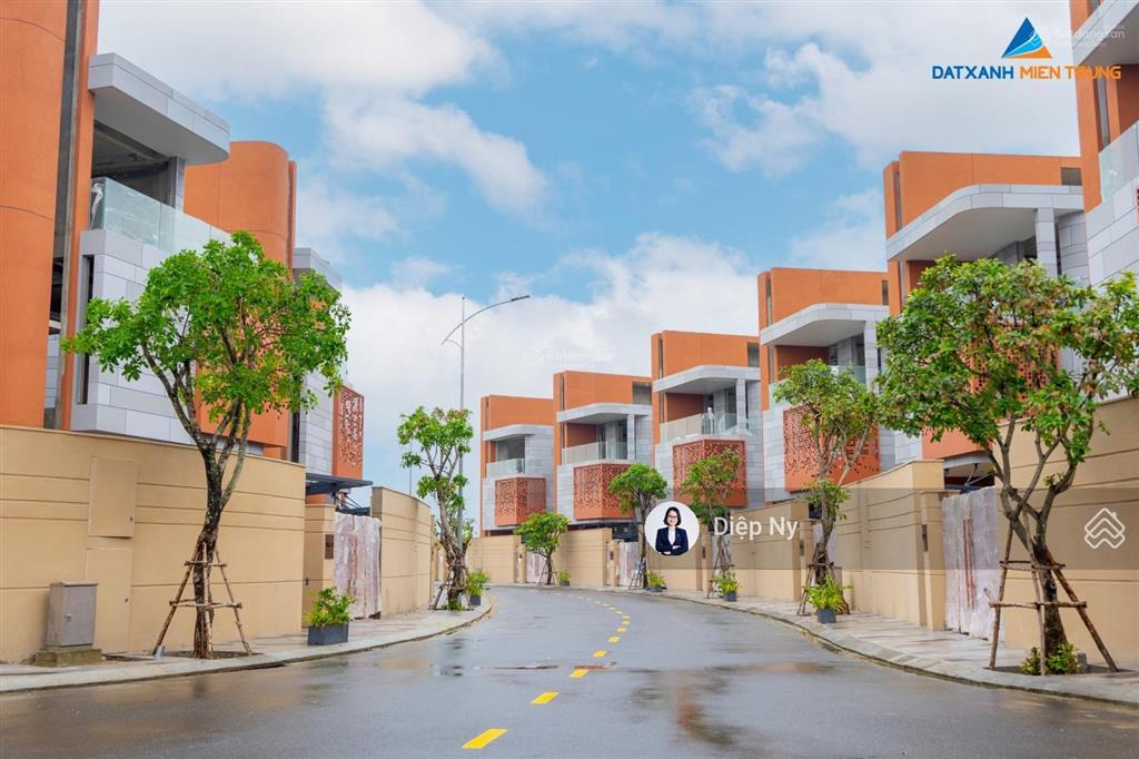 Bán biệt thự biển đà nẵng hội an 3pn 360m2 gần sân golf 5*, gần biển  sổ đỏ lâu dài, giá tốt