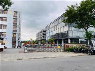 Bán cặp đất dt 250m2 hiếm có mt hoàng minh thảo ngay bên trường đh duy tân, p hoà khánh nam