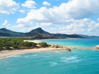 Bán mảnh đất siêu đẹp mt phan văn định cách biển chỉ 190m, dt 373m2 mt rộng hơn gần 8.5mét