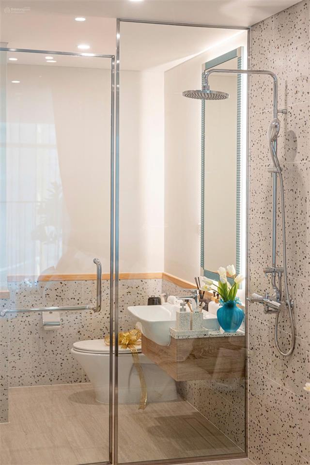 Cặp căn studio tầng 24 view trực diện biển sun costa residence  full nội thất liền tường cao cấp