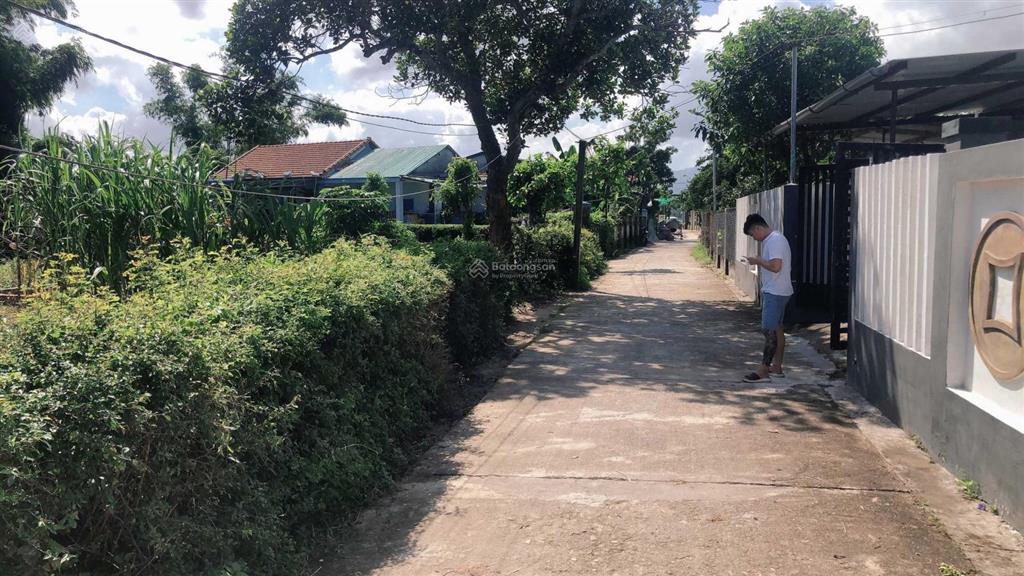 Cần tiền bán nhanh lô thổ cư đất vườn giá rẻ thuộc thôn hương quế nam, xã quế phú giá rẻ 655m2 ont