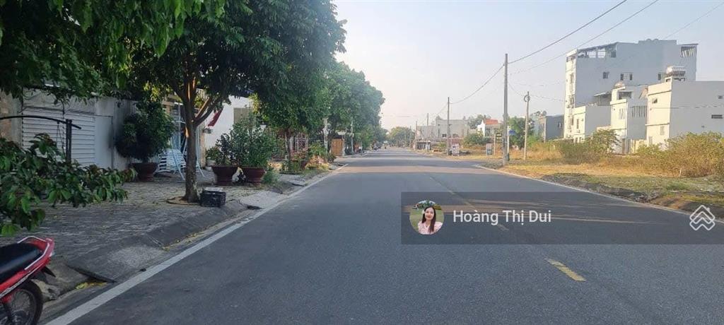 Bán nhanh lô mặt tiền đường huỳnh lắm, hướng đông, đường 10m5, khu đông trà 100m2 giá 5.05 tỷ