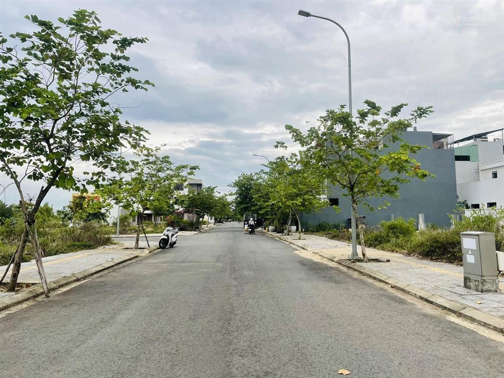 Bán lô đất đẹp mt nguyễn minh châu, ngang 5m, giá tốt khu đông trà, gần ngay tiểu học lê văn hiến
