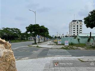 Cực hiếm. bán nhanh lô 2 mặt tiền trường sa và võ văn đồng giá cực tốt, góc 2mt cực đỉnh