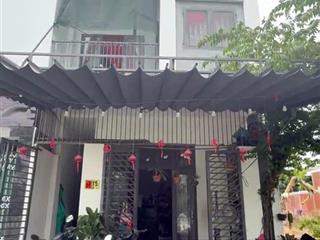 Bán nhà 2 tầng mới xây đông trà 8, đối diện công viên, dt gần 300m  giá chỉ 4.980tỷ