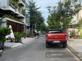 Bán cặp đất đẹp tại sơn thủy đông 3, ngay bãi tắm sơn thủy, 200m2 kẹp cống, giá tốt