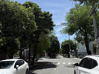 Bán nhà 2 lô liền kề đường ngô huy diễn, đảo 1 gần cầu hoà xuân, 200 m