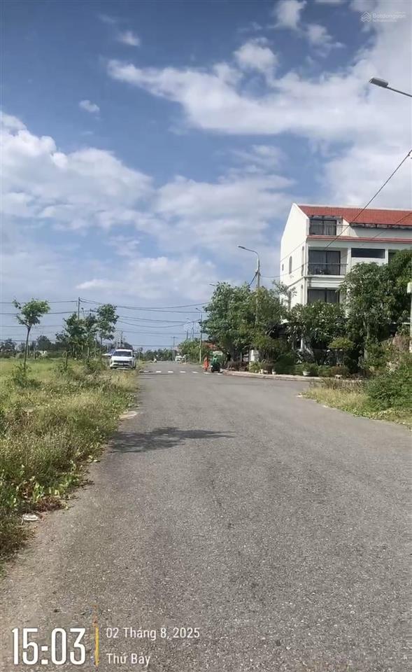 Độc nhất lô góc 4 mặt tiền diện tích 3866m2 2 trục thông biển phùng hưng triệu quang phục