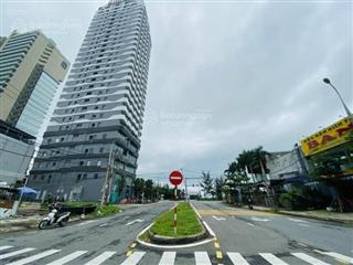 Cho thuê góc 2 mặt tiền đường vương thừa vũ  hiện trạng đất trống  ngang 20m  gọi đàm tiến