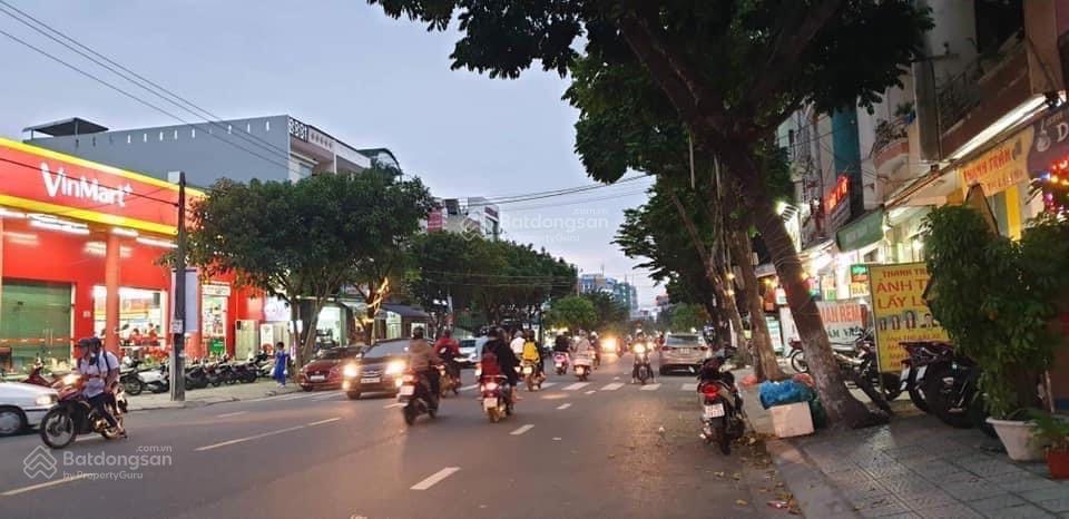 Bán 2055m2 ngang 41m mặt tiền nguyễn hữu thọ gọi đàm tiến