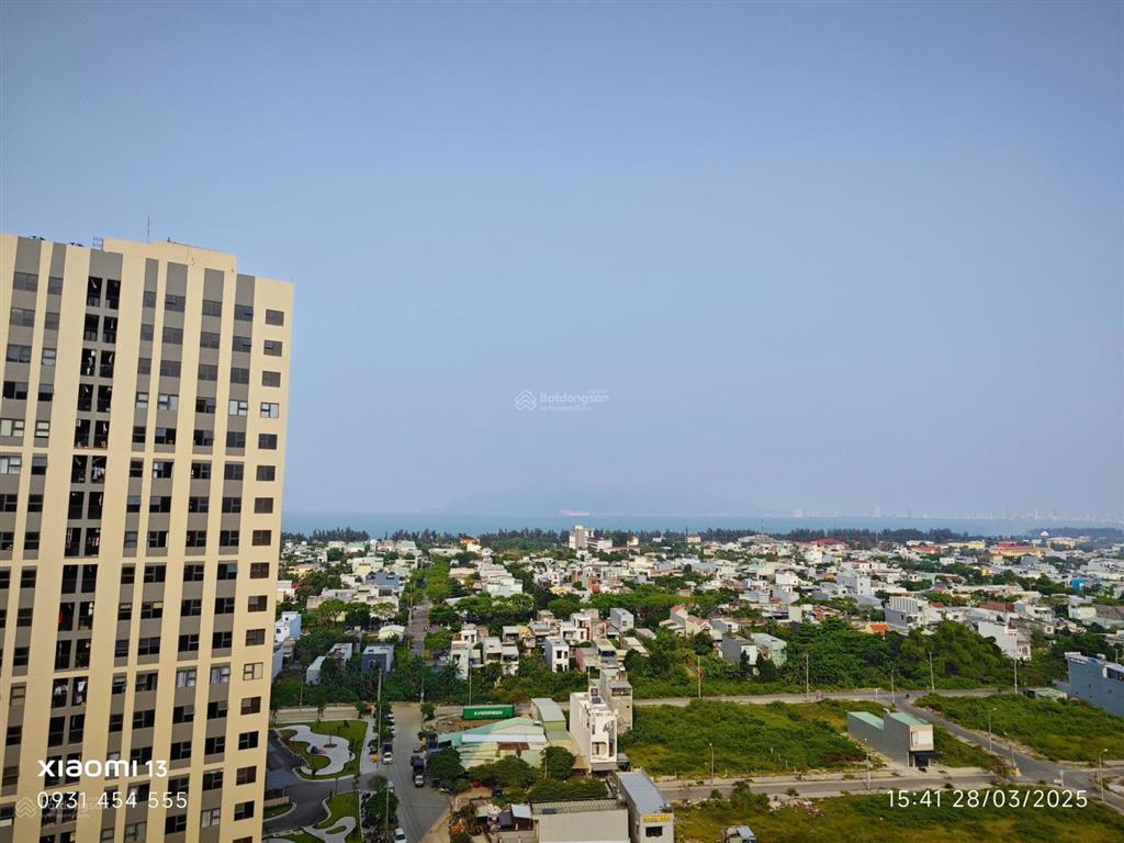 Chính chủ bán căn hộ 2pn  view phố đông nam  sổ hồng sẵn, hỗ trợ vay bank