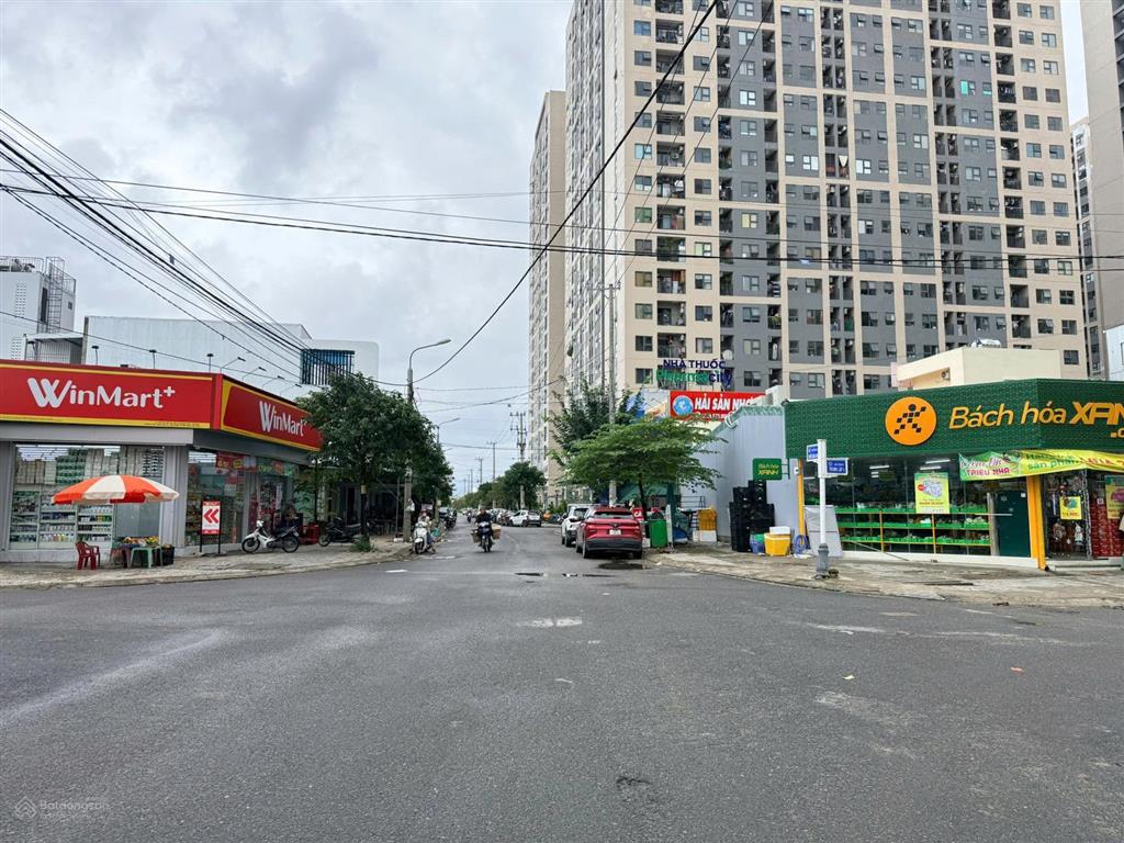 Gấp! căn 2 phòng ngủ view biển đẹp + thoáng mát + rẻ nhất chung cư ori garden. sổ hồng